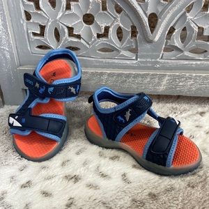 Carter’s swim shoes boys size 6 Velcro sandals sharks beach pool outdoor summer